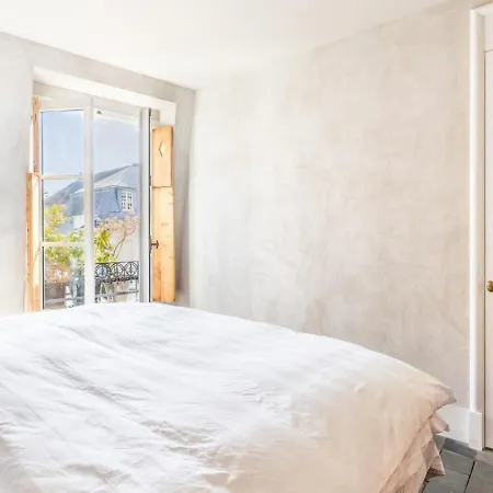 Famous Parisian Designer's Pied-a-terre In Le Marais Apartamento *