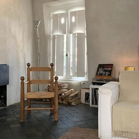 Apartamento Famous Parisian Designer's Pied-a-terre In Le Marais *