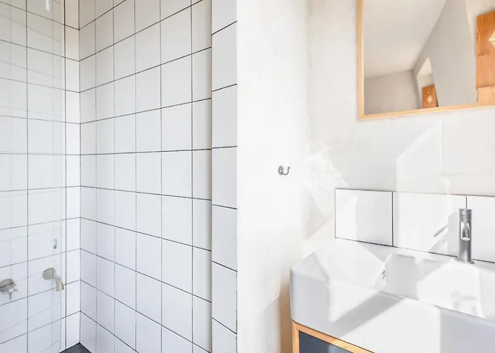 Famous Parisian Designer's Pied-a-terre In Le Marais Апартаменты Париж