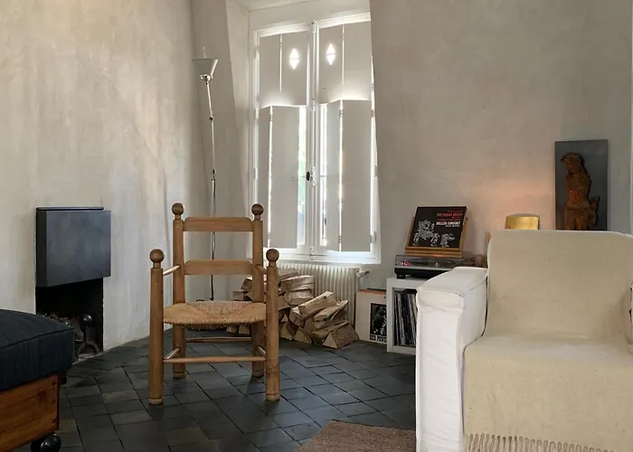 Апартаменты Famous Parisian Designer's Pied-a-terre In Le Marais *