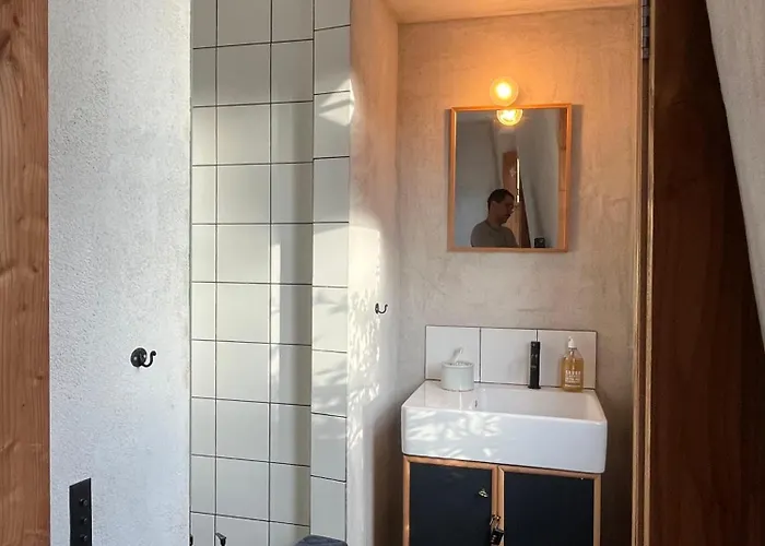 Famous Parisian Designer's Pied-a-terre In Le Marais Апартаменты